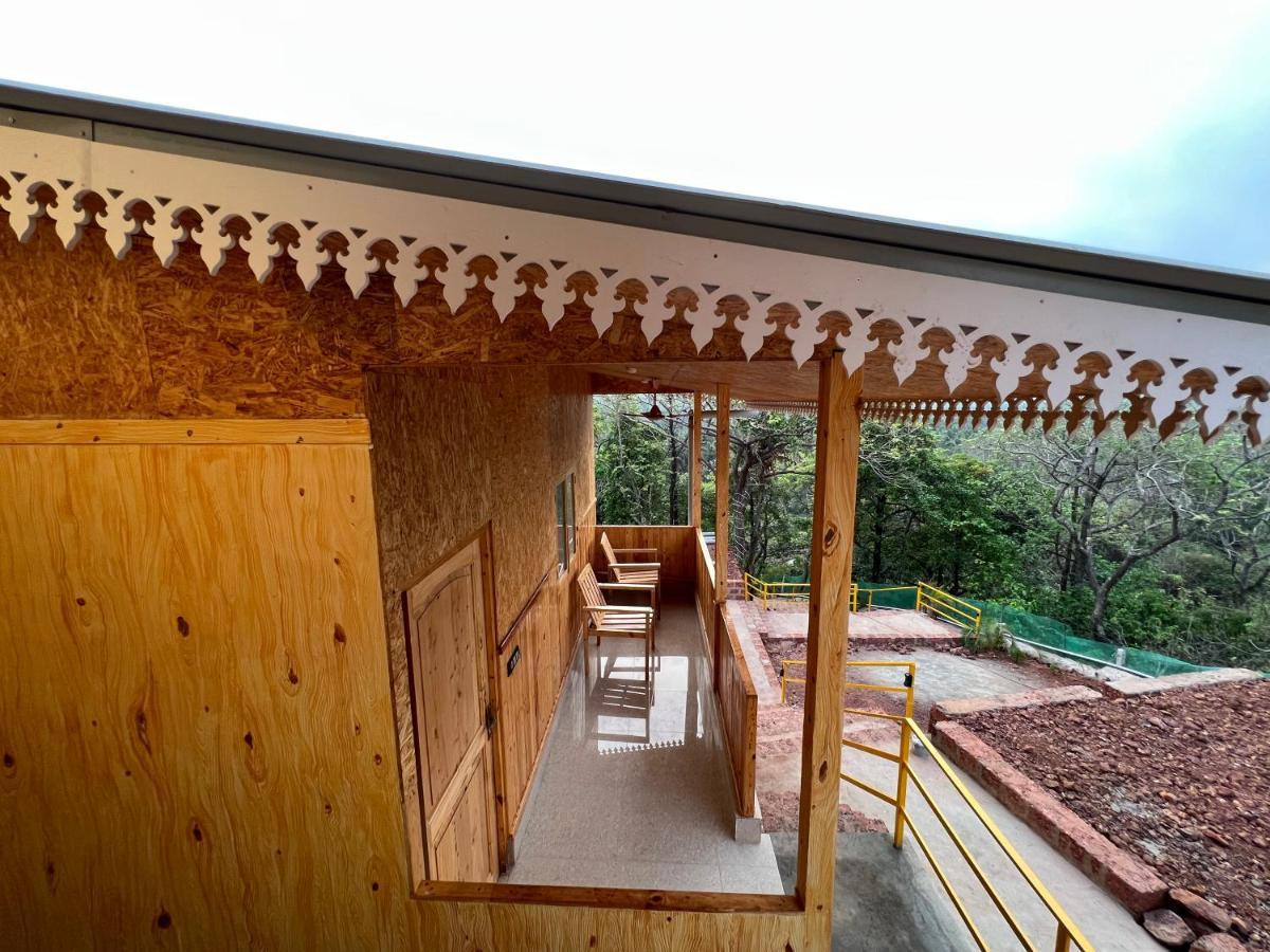 Santanas Wooden Cottages Bogmalo Exterior photo