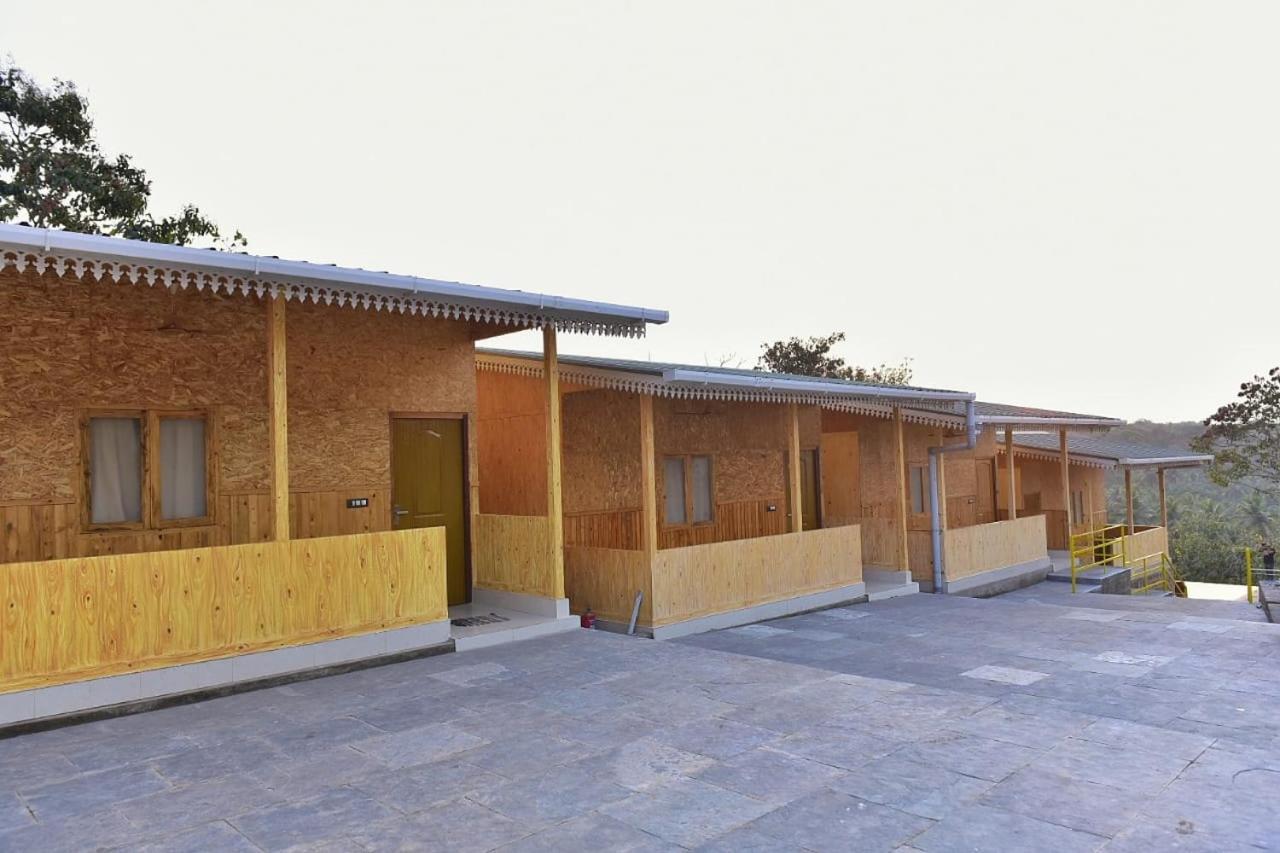 Santanas Wooden Cottages Bogmalo Exterior photo